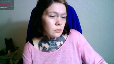 Snapshot of the_ice_owl chatting on October 2025 10:49:01 AM the_ice_owl online show from October 2025 10:49:01 AM