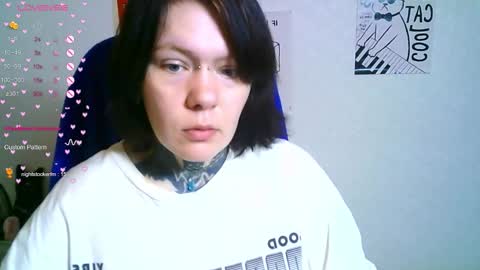 Snapshot of the_ice_owl chatting on October 2025 07:45:01 AM the_ice_owl online show from October 2025 07:45:01 AM