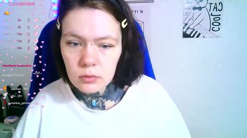 Snapshot of the_ice_owl chatting on November 2025 04:57:01 AM the_ice_owl online show from November 2025 04:57:01 AM