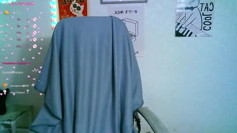 Snapshot of the_ice_owl chatting on November 2025 06:52:01 AM the_ice_owl online show from November 2025 06:52:01 AM