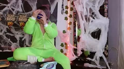 the_lesbian_game online show from November 2025 03:19:01 AM