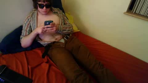 the_vintage_voyeur online show from February 2025 07:38:02 AM
