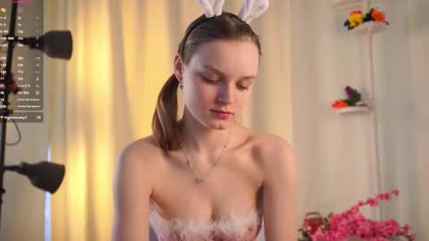 Emma online show from October 2025 04:13:02 AM