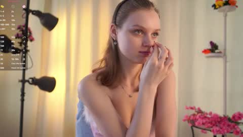 Emma online show from October 2025 04:15:01 AM