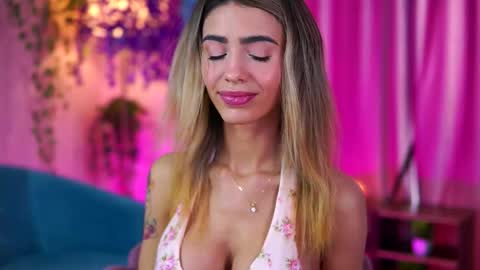 Snapshot of theayanna chatting on October 2025 10:01:02 AM Ayana online show from October 2025 10:01:02 AM