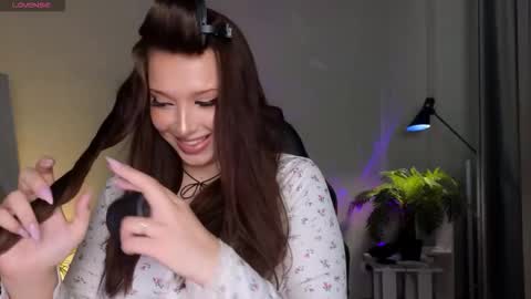 Lucy online show from September 2025 11:58:01 AM