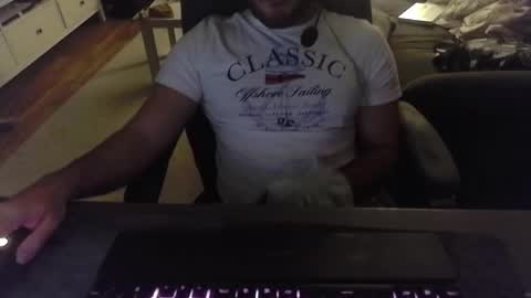 Snapshot of thedeadwood chatting on October 2025 10:43:02 PM Teenboi online show from October 2025 10:43:02 PM