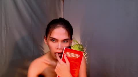 Lana But you can spell it backwards online show from December 2024 04:20:02 AM