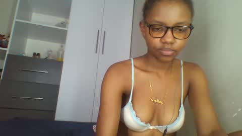 Snapshot of theequinn chatting on February 2025 02:53:01 PM theequinn online show from February 2025 02:53:01 PM