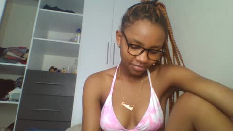 Snapshot of theequinn chatting on March 2025 01:06:02 PM theequinn online show from March 2025 01:06:02 PM