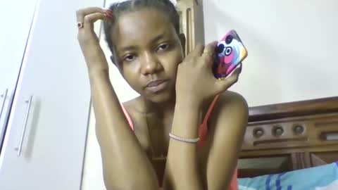 Snapshot of theequinn chatting on November 2025 09:41:02 AM theequinn online show from November 2025 09:41:02 AM