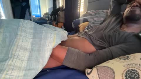 Snapshot of theeshooterr chatting on October 2025 03:21:02 PM theeshooterr online show from October 2025 03:21:02 PM