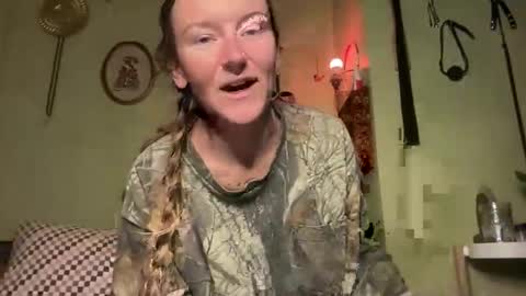 Snapshot of thefoxglovefairy chatting on October 2025 09:48:02 PM Fae online show from October 2025 09:48:02 PM