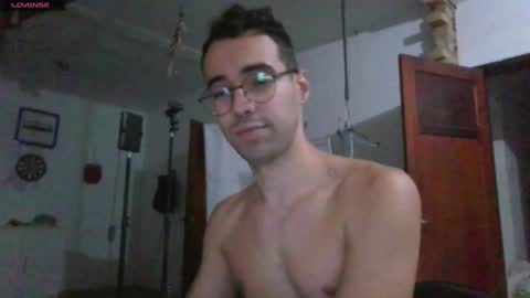 Snapshot of thefreudfather chatting on September 2025 06:35:01 AM thefreudfather online show from September 2025 06:35:01 AM