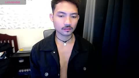 Snapshot of thefriskyasian chatting on November 2025 07:18:02 AM Jaycee online show from November 2025 07:18:02 AM