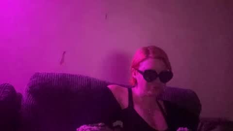 Snapshot of thegoddessfrida chatting on October 2025 03:39:02 AM Goddess Frida online show from October 2025 03:39:02 AM