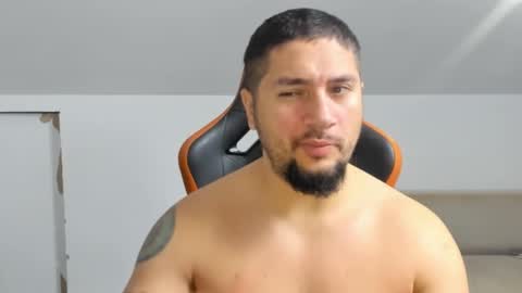 Snapshot of theguardian7 chatting on December 2025 02:23:02 PM theguardian7 online show from December 2025 02:23:02 PM