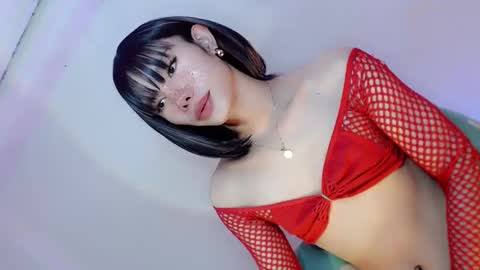 laisa online show from December 2024 08:29:01 PM
