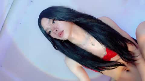 laisa online show from December 2024 09:51:01 PM
