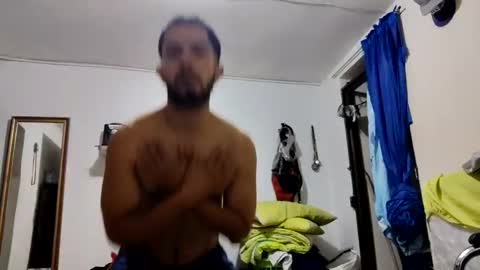 Snapshot of thehousedog chatting on February 2025 12:43:02 AM thehousedog online show from February 2025 12:43:02 AM