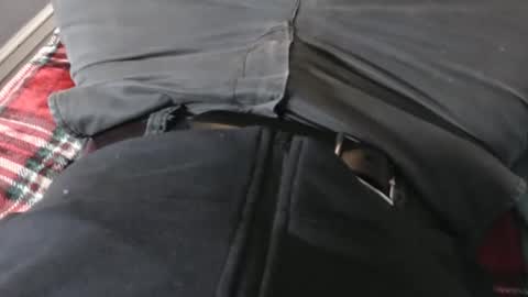 Liam online show from October 2025 10:28:02 PM