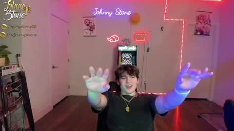 Snapshot of thejohnnystone chatting on January 2025 01:19:01 AM Johnny Stone online show from January 2025 01:19:01 AM