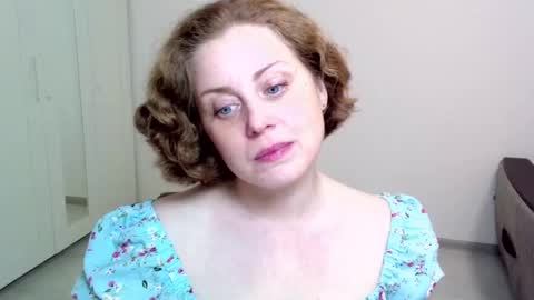 Snapshot of theladysblush chatting on December 2024 06:12:02 PM Ella online show from December 2024 06:12:02 PM