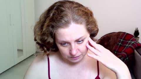 Snapshot of theladysblush chatting on January 2025 02:52:01 PM Ella online show from January 2025 02:52:01 PM