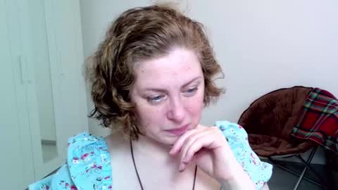Snapshot of theladysblush chatting on January 2025 07:53:01 AM Ella online show from January 2025 07:53:01 AM