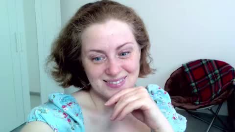 Snapshot of theladysblush chatting on February 2025 08:01:01 AM Ella online show from February 2025 08:01:01 AM