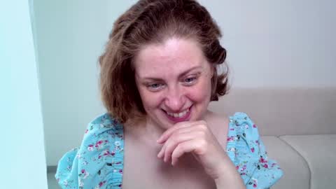 Snapshot of theladysblush chatting on March 2025 08:27:01 AM Ella online show from March 2025 08:27:01 AM