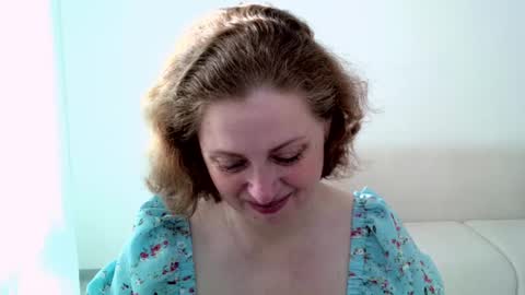 Snapshot of theladysblush chatting on March 2025 07:45:01 AM Ella online show from March 2025 07:45:01 AM