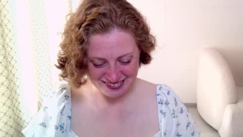 Snapshot of theladysblush chatting on September 2025 06:13:01 AM Ella online show from September 2025 06:13:01 AM