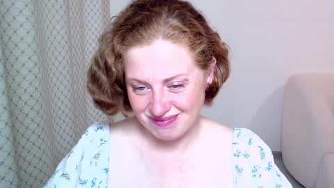 Snapshot of theladysblush chatting on September 2025 05:42:02 AM Ella online show from September 2025 05:42:02 AM