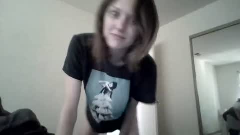 Snapshot of thelovecreep chatting on October 2025 07:59:01 PM lovecreep online show from October 2025 07:59:01 PM