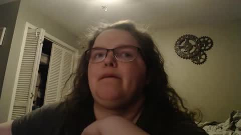 Snapshot of themistyprice chatting on December 2025 12:32:01 PM MistyPrice online show from December 2025 12:32:01 PM