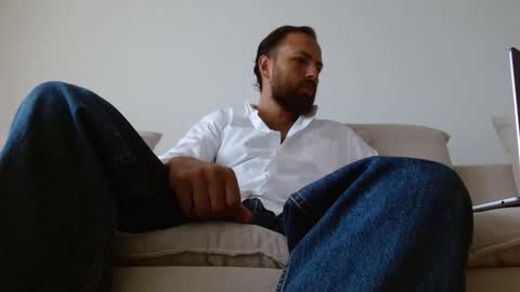 Snapshot of themonarchgoat chatting on November 2025 10:31:01 AM TheMonarchGoat online show from November 2025 10:31:01 AM