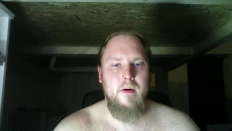 thenewdude1992 online show from February 2025 06:08:02 PM