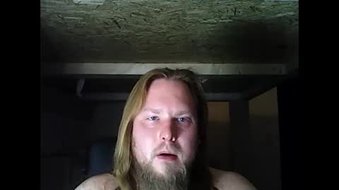 thenewdude1992 online show from February 2025 09:58:02 PM