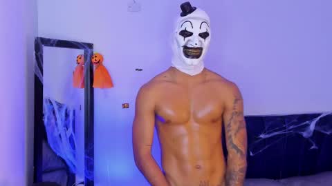 Theo Sky online show from October 2025 10:33:02 PM