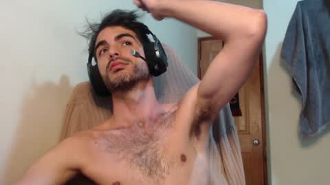 Snapshot of therazhanen chatting on February 2025 04:14:02 AM Santiago Enrique online show from February 2025 04:14:02 AM