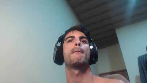 Snapshot of therazhanen chatting on February 2025 04:46:02 AM Santiago Enrique online show from February 2025 04:46:02 AM