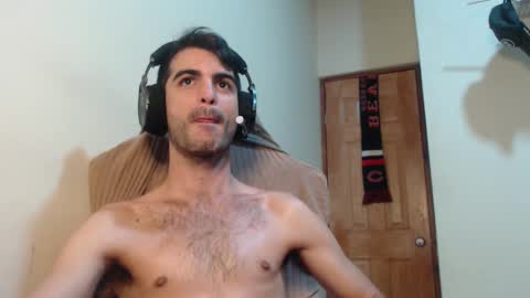 Snapshot of therazhanen chatting on March 2025 06:53:02 AM Santiago Enrique online show from March 2025 06:53:02 AM