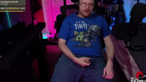 Snapshot of therealbumbles chatting on October 2025 04:22:01 AM Bumbles or B online show from October 2025 04:22:01 AM