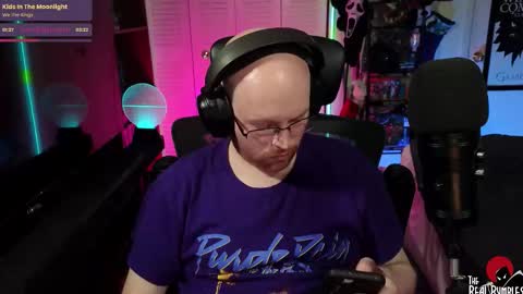 Snapshot of therealbumbles chatting on October 2025 01:48:02 AM Bumbles or B online show from October 2025 01:48:02 AM