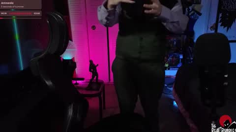 Snapshot of therealbumbles chatting on October 2025 12:50:02 PM Bumbles or B online show from October 2025 12:50:02 PM