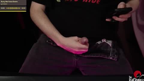 Snapshot of therealbumbles chatting on November 2025 03:01:01 PM Bumbles or B online show from November 2025 03:01:01 PM