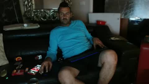 therealkurva4u online show from October 2025 07:00:01 PM