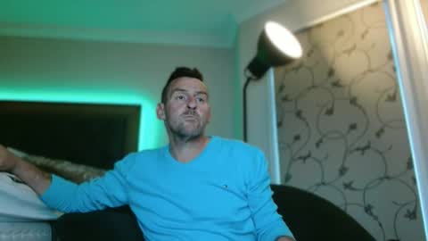 therealkurva4u online show from October 2025 08:00:02 PM