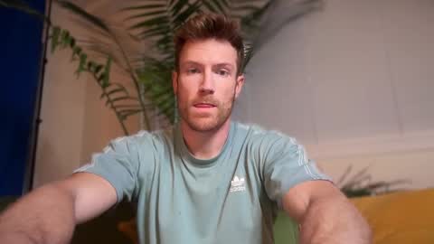 Snapshot of therealveggieboy chatting on November 2025 12:33:01 AM Pookie online show from November 2025 12:33:01 AM